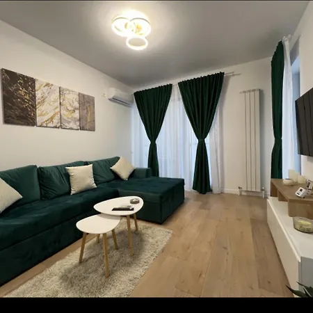 Apartmamaia Апартаменты *