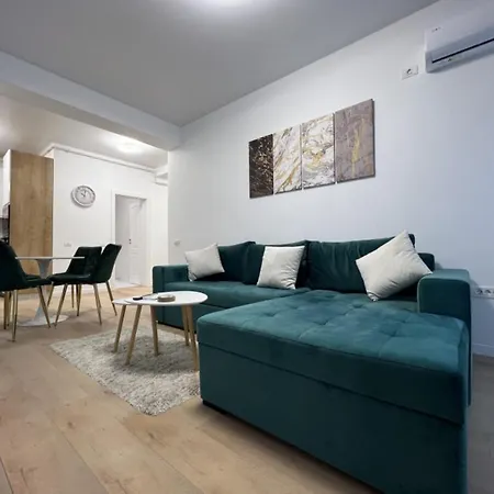 Apartmamaia Апартаменты *